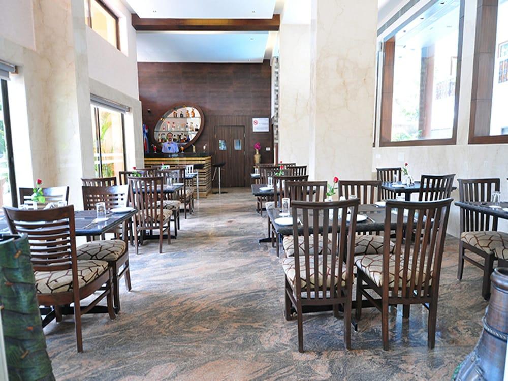 Resort Dewdrop Le Seasons Calangute